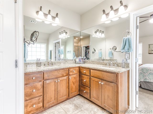 13500 S Poplar Street, Glenpool, OK 74033