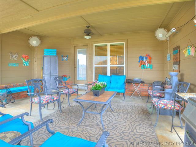 13500 S Poplar Street, Glenpool, OK 74033