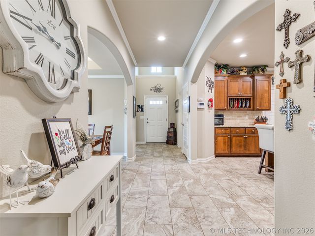 13500 S Poplar Street, Glenpool, OK 74033