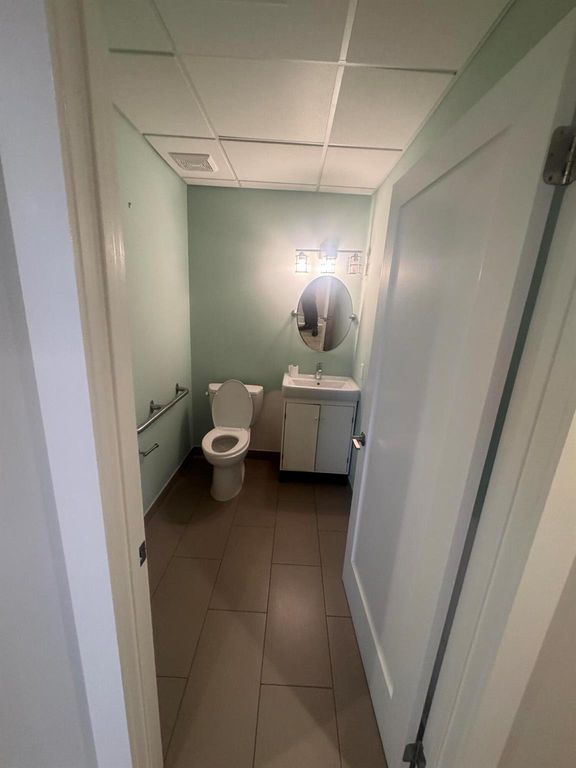 Image 8 of property listing at 74 NE 4th Avenue, Delray Beach, FL 33483