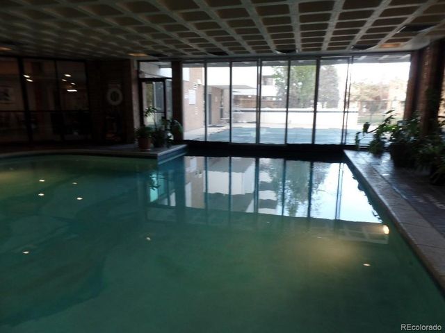 2880 S Locust St 303S, Denver, CO 80222