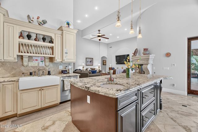 2900 E JADE Place, Chandler, AZ 85286
