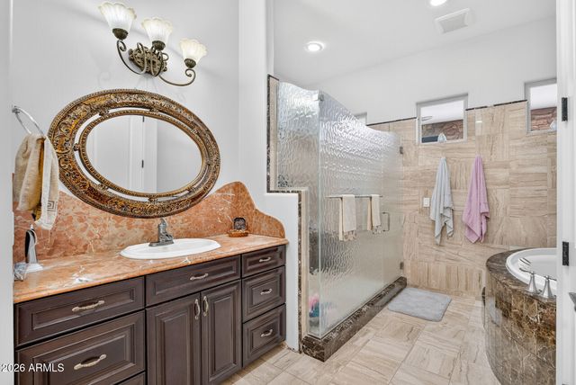 2900 E JADE Place, Chandler, AZ 85286