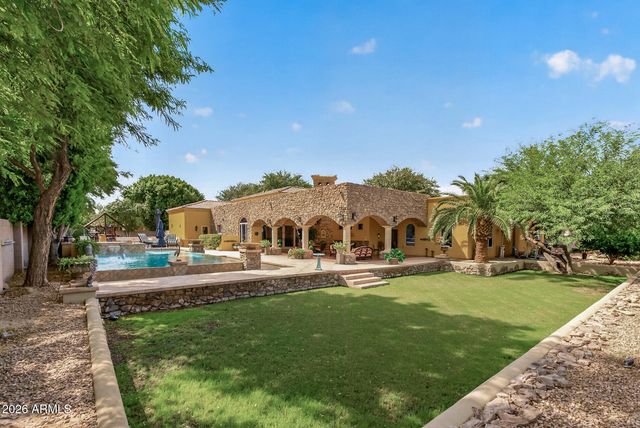 2900 E JADE Place, Chandler, AZ 85286