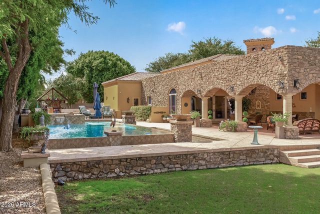 2900 E JADE Place, Chandler, AZ 85286