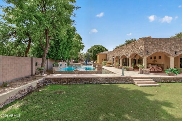 2900 E JADE Place, Chandler, AZ 85286