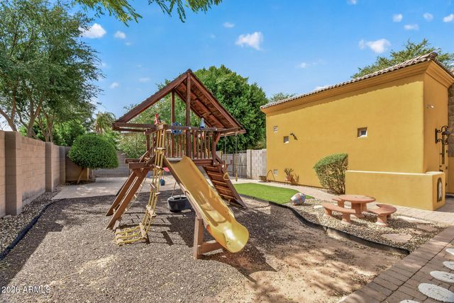 2900 E JADE Place, Chandler, AZ 85286