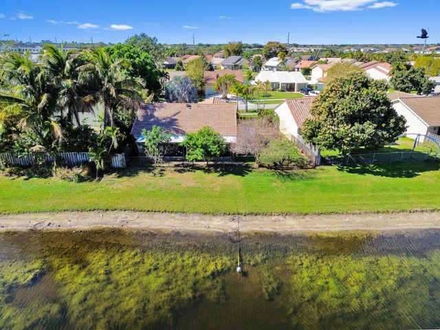 6277 Country Fair Circle, Boynton Beach, FL 33437