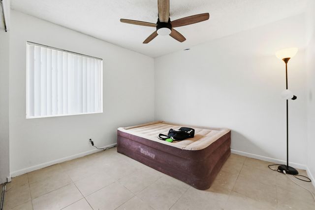 6277 Country Fair Circle, Boynton Beach, FL 33437