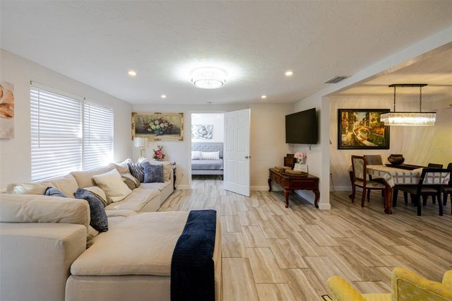 4925 REMINGTON DRIVE, Sarasota, FL 34234