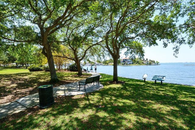 4925 REMINGTON DRIVE, Sarasota, FL 34234