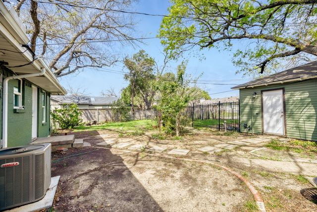 3161 Waldrop Drive, Dallas, TX 75229