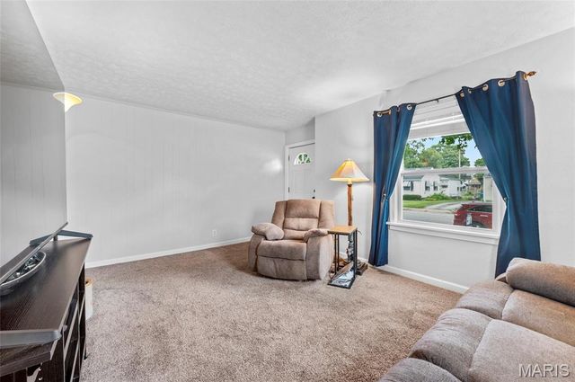 346 12th Street, Wood River, IL 62095