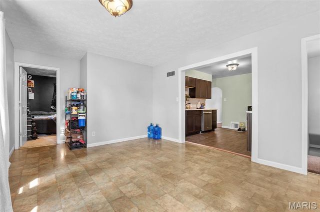 346 12th Street, Wood River, IL 62095