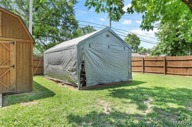 346 12th Street, Wood River, IL 62095