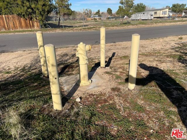 12399 E AVE V-12, Pearblossom, CA 93553