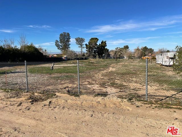 12399 E AVE V-12, Pearblossom, CA 93553