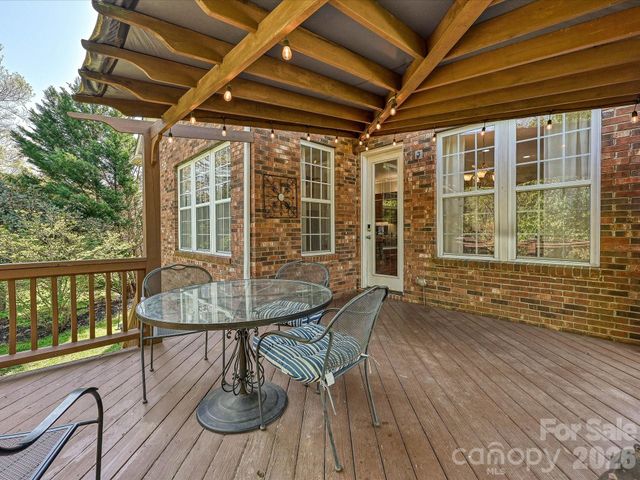 4221 Barons Court, Harrisburg, NC 28075