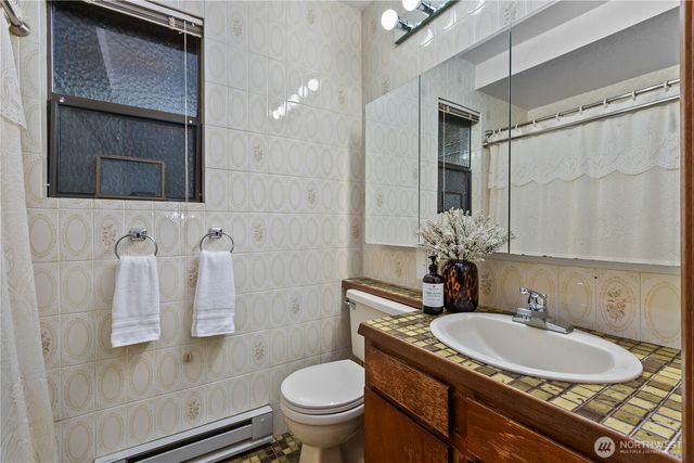 111 Grand View Lane, Bellingham, WA 98229