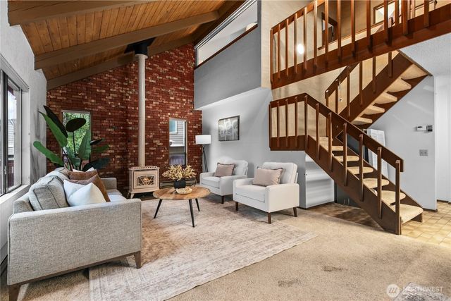 111 Grand View Lane, Bellingham, WA 98229