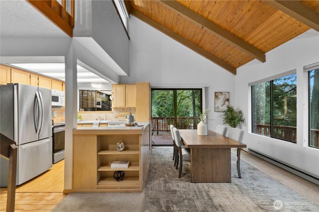 111 Grand View Lane, Bellingham, WA 98229