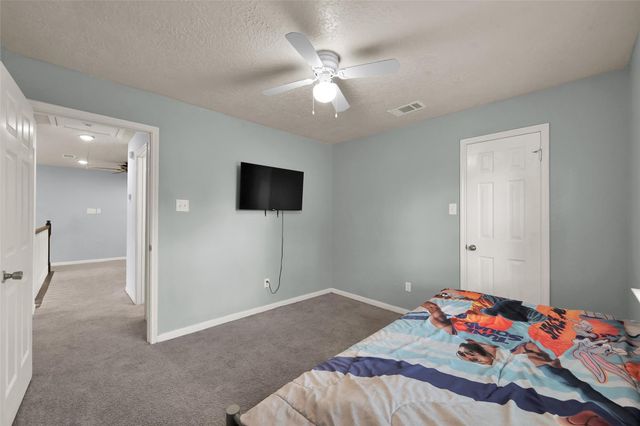 2819 Lexington Woods Drive, Spring, TX 77373