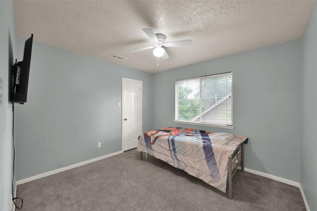 2819 Lexington Woods Drive, Spring, TX 77373