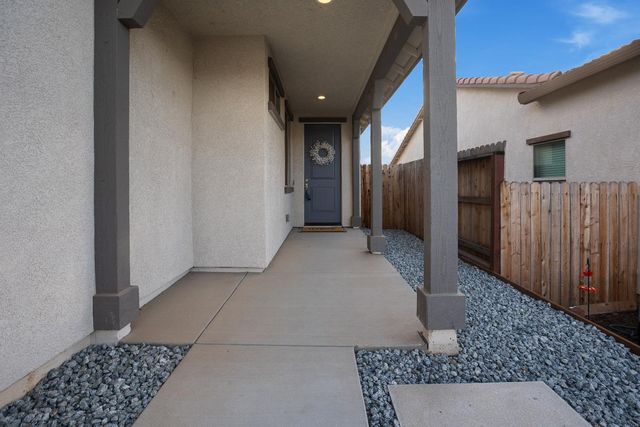 650 Morning Glory Cir, Ione, CA 95640