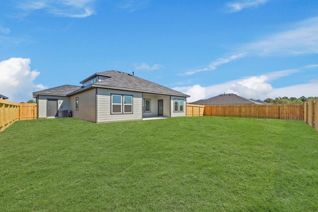 201 Homestead Court, Dayton, TX 77535