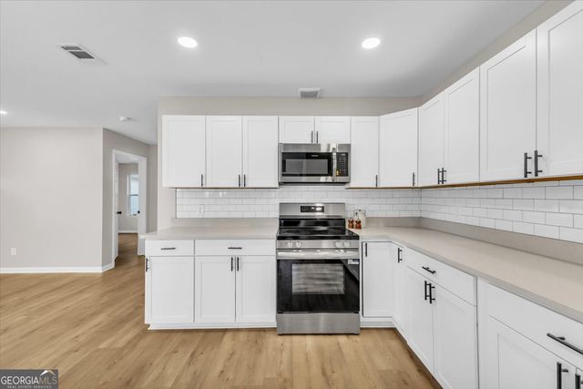 22 W 61st Street, Savannah, GA 31405