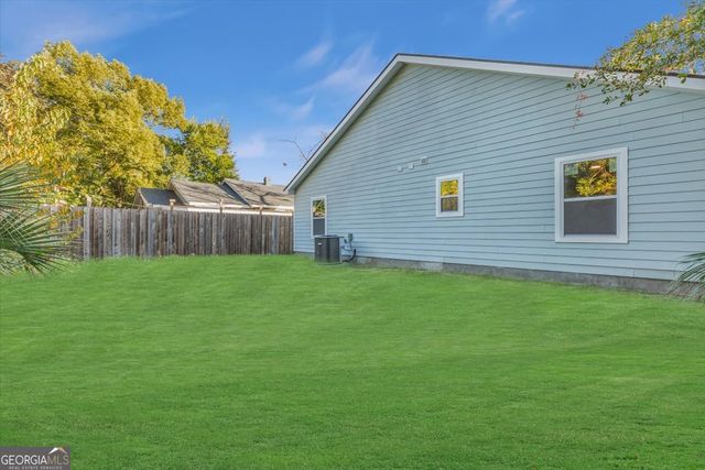 22 W 61st Street, Savannah, GA 31405