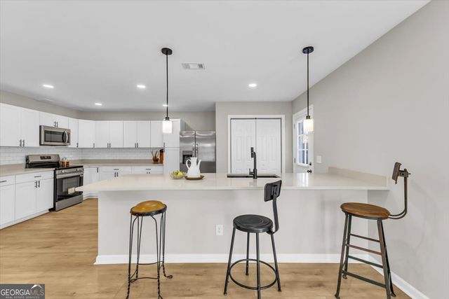 22 W 61st Street, Savannah, GA 31405