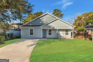 22 W 61st Street, Savannah, GA 31405