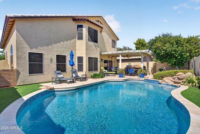 337 E SHERRI Drive, Gilbert, AZ 85296
