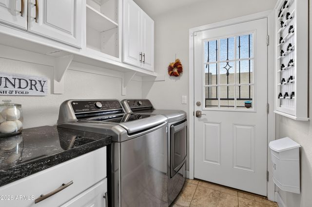 337 E SHERRI Drive, Gilbert, AZ 85296