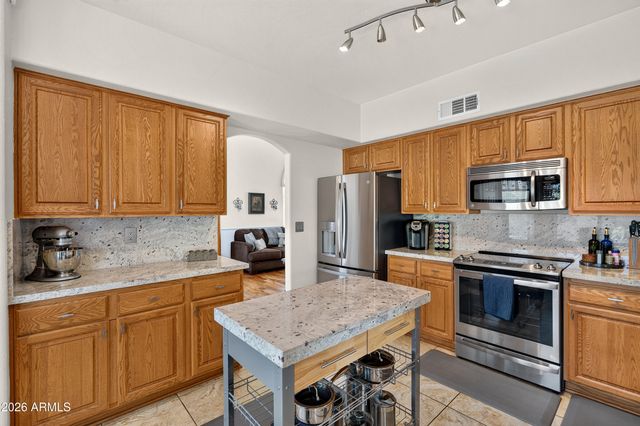 337 E SHERRI Drive, Gilbert, AZ 85296