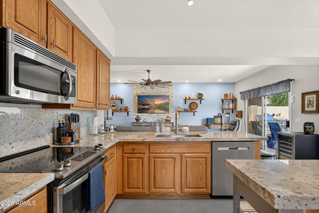 337 E SHERRI Drive, Gilbert, AZ 85296