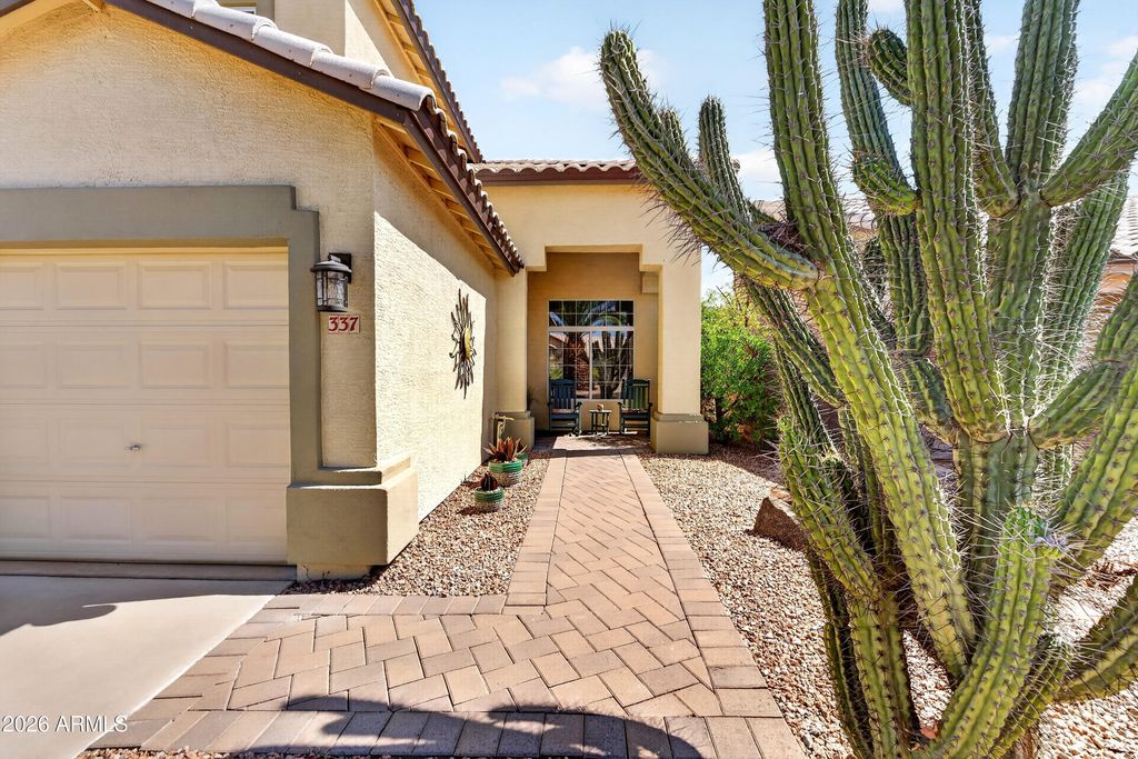 337 E SHERRI Drive, Gilbert, AZ 85296 — photo 3