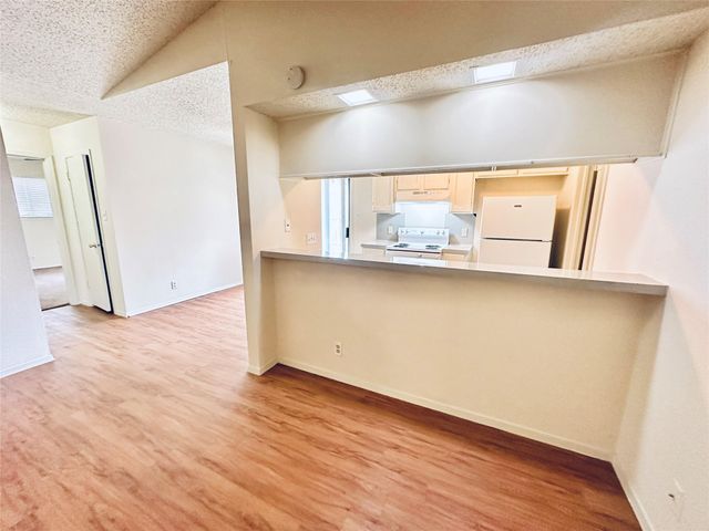 12504 Tree Line DR B, Austin, TX 78729