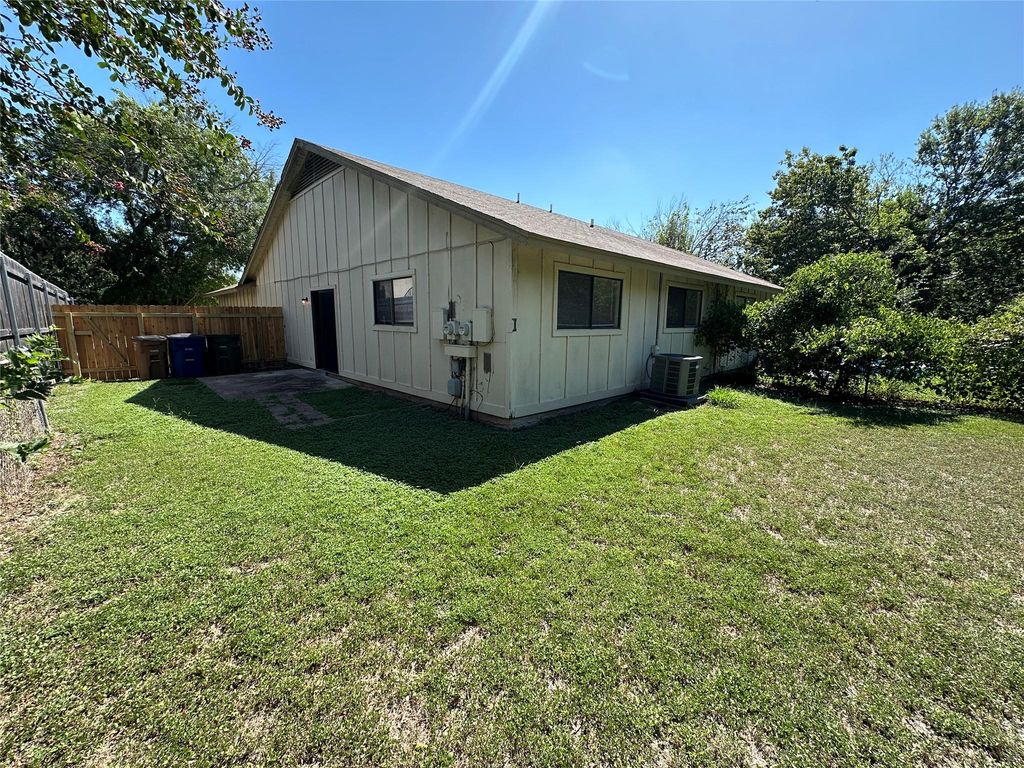 12504 Tree Line DR B, Austin, TX 78729