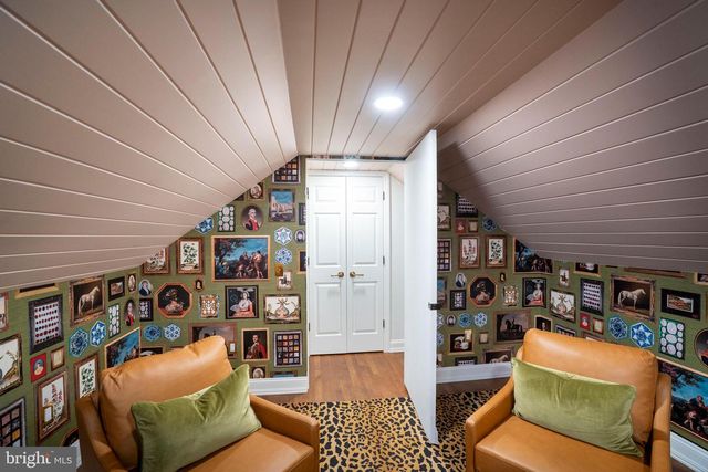 619 MCKEE ST, State College, PA 16803