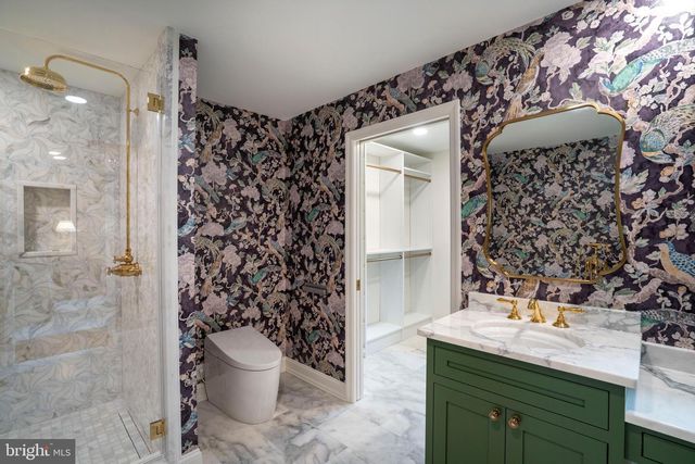 619 MCKEE ST, State College, PA 16803