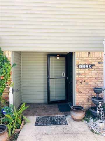 3013 Carolyn Court, Bedford, TX 76021