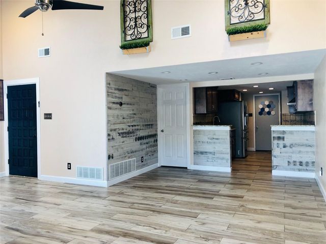 3013 Carolyn Court, Bedford, TX 76021