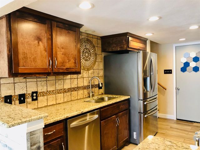 3013 Carolyn Court, Bedford, TX 76021