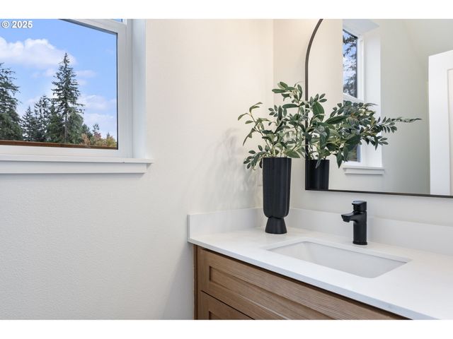 444 Ne 117TH Avenue, Vancouver, WA 98664