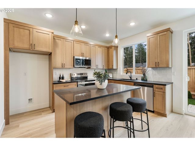 444 Ne 117TH Avenue, Vancouver, WA 98664