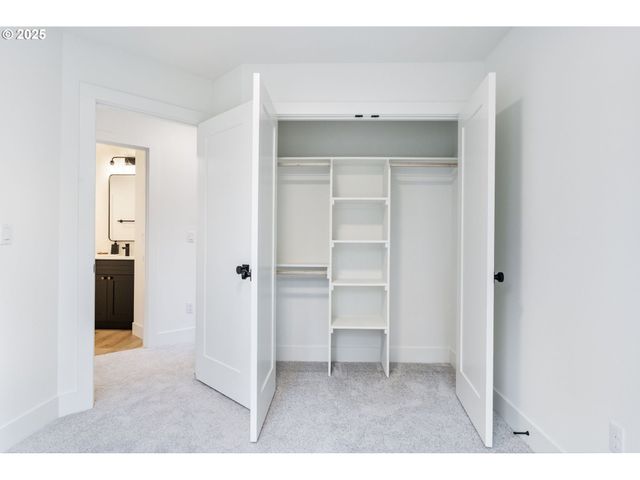 444 Ne 117TH Avenue, Vancouver, WA 98664