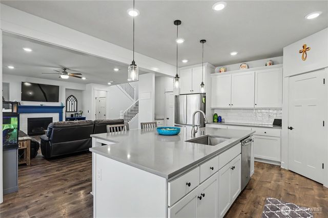 13803 NW 55th Avenue, Vancouver, WA 98685