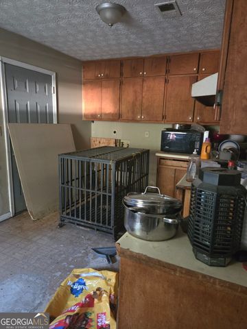 5201 Albert Drive, Forest Park, GA 30297